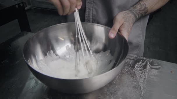 Male Chef Whips cream — Stock video