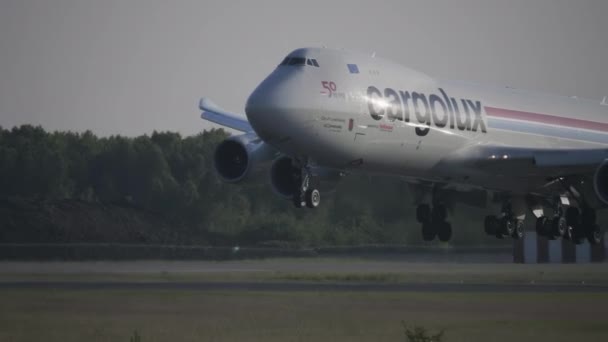 Cargolux Boeing 747 aterrizaje — Vídeo de stock