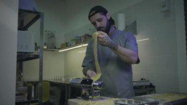 İtalyan makarnasının profesyonel üreticisi.