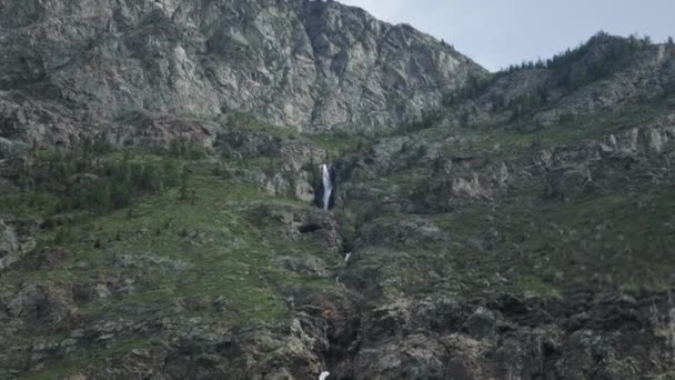 山峡の滝 — ストック動画