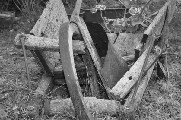 Stary Taczki Drewniane — Zdjęcie stockowe