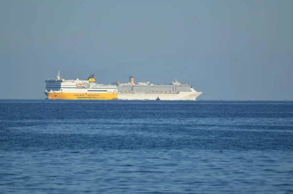 Corsica Traghetti Sardi Traghetti Nave Nel Mediterraneo — Foto Stock