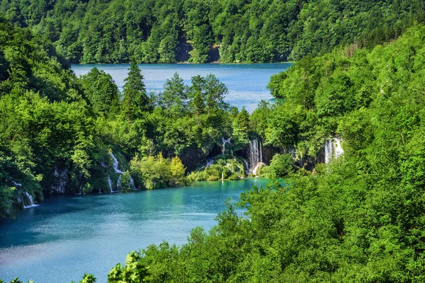 Parque Nacional Lagos Plitvice. Croácia . — Fotografia de Stock