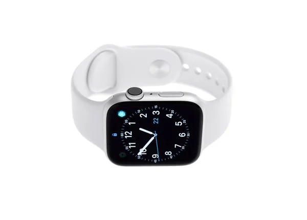 Nya Apple Watch 4, 44 inches på vit bakgrund. — Stockfoto