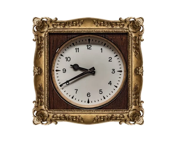 Beyaz arkaplanda izole edilmiş eski tahta saat. — Stok fotoğraf
