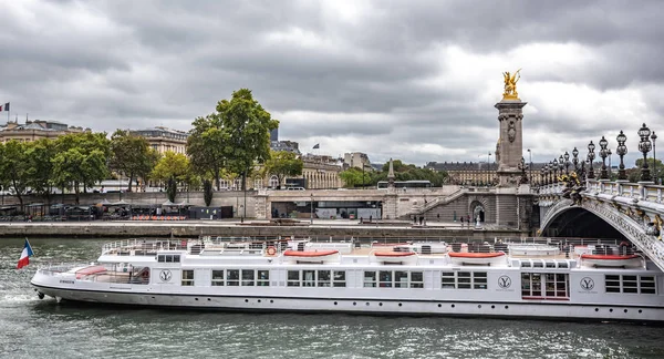 Vista del río Senna en París, Francia . — Foto de Stock