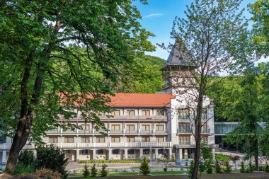 Karpatlar, Nevitske, Ukrayna ormanlarındaki turizm kompleksi.