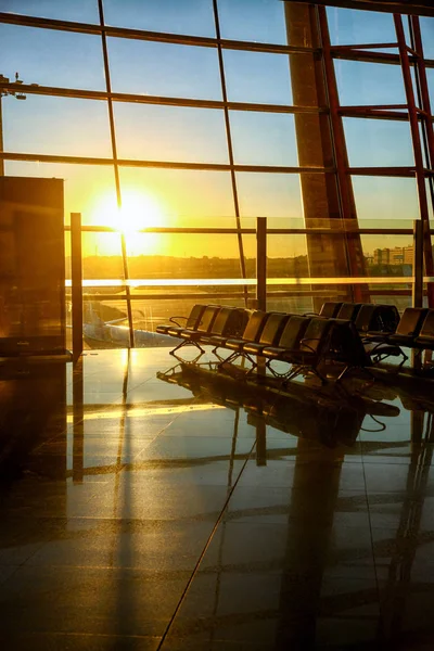 Empty Modern Airport Lounge Sunset — Stock Photo, Image