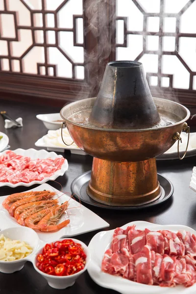 Copper Hot Pot Meat Seafood Table Chafing Dish Concept — Stock Photo, Image