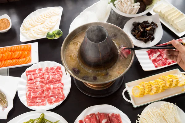 Cropped Shot Person Holding Chopsticks Meat Copper Hot Pot Chafing — Stock Photo, Image