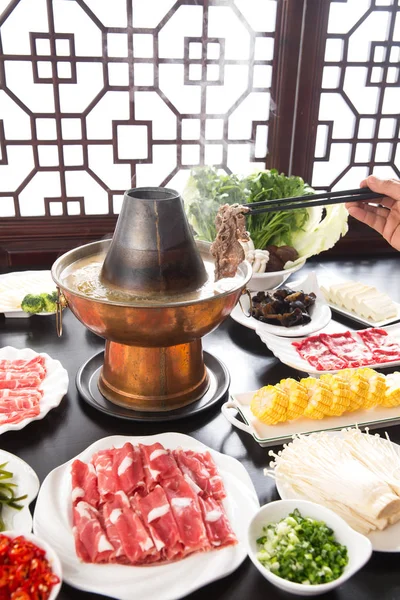 Cropped Shot Person Holding Chopsticks Meat Copper Hot Pot Chafing — Stock Photo, Image