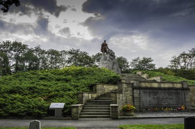 Sovyet askerleri mezarlığı-Seelow