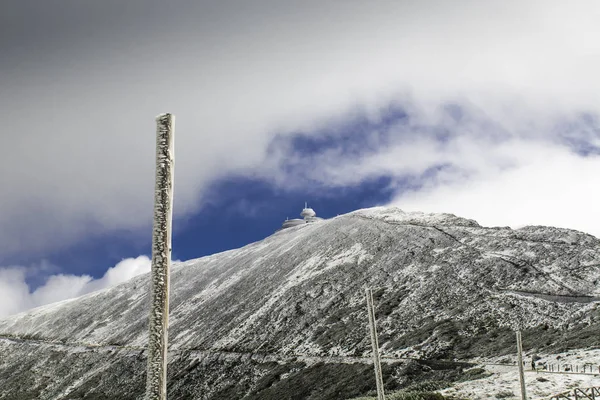 Nieka Mountain Den Riesigen Bergen Winterkleid — Stockfoto