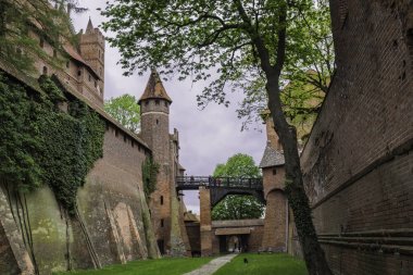 Nogat nehri üzerinde Malbork en büyük ortaçağ tuğla kale