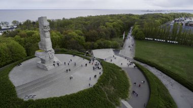 Anıt Westerplatte bir kuş bakışı Polonyalı savunucuları anısına