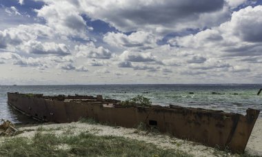 Baltık Denizi'ndeki Hel yarımadasındaki batık körfezi, Orp Wicher, Orp Grom
