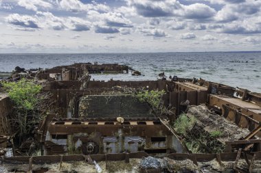 Baltık Denizi'ndeki Hel yarımadasındaki batık körfezi, Orp Wicher, Orp Grom