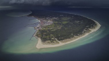 Hel, Hel Yarımadası, Hel, Baltık Denizi, Gdansk Körfezi, Polonya üzerinde bir fırtına geliyor