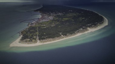 Hel, Hel Yarımadası, Hel, Baltık Denizi, Gdansk Körfezi, Polonya üzerinde bir fırtına geliyor