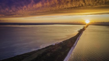 Hel, Hel Yarımadası üzerinde gün batımı, Baltık Denizi, Gdansk Körfezi, Polonya