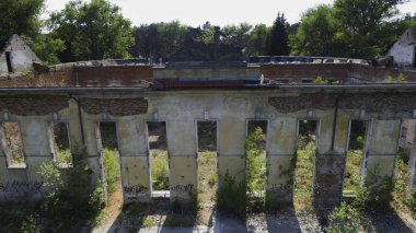 Dünya Savaşı'ndan bir subay terk edilmiş ev - Borne Sulinowo