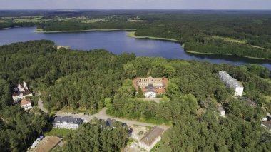 Dünya Savaşı'ndan bir subay terk edilmiş ev - Borne Sulinowo