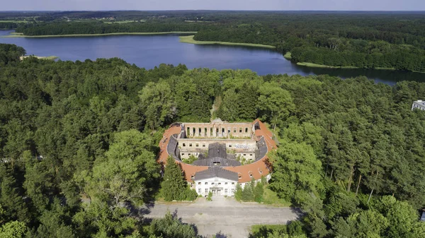 Opuszczony Dom Oficera Wojny Światowej Borne Sulinowo — Zdjęcie stockowe