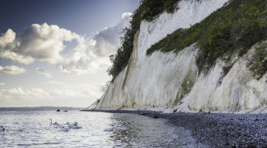 Rugen Adası 'nın Tebeşir Kayalıkları, Baltık Denizi' ndeki Dev Kayalar, Jasmund Ulusal Parkı, Rugen Adası, Rgen