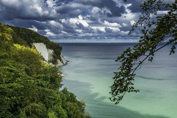 Rugen Adası 'nın Tebeşir Kayalıkları, Baltık Denizi' ndeki Dev Kayalar, Jasmund Ulusal Parkı, Rugen Adası, Rgen