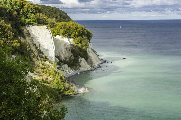 Rugen Adası 'nın Tebeşir Kayalıkları, Baltık Denizi' ndeki Dev Kayalar, Jasmund Ulusal Parkı, Rugen Adası, Rgen