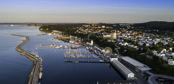 Sassnitz的空中景观 位于卑尔根岛上波罗的海的一座城市 度假胜地和港口 — 图库照片