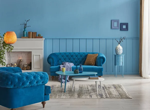 Conceito Sofá Parede Azul Decoração Interiores Com Lâmpada Laranja Quadro — Fotografia de Stock