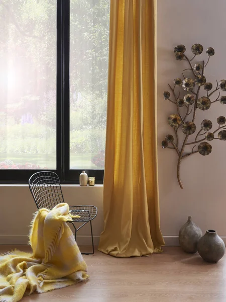 Quarto Janela Conceito Interior Com Cortina Amarela Cadeira — Fotografia de Stock