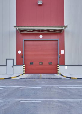 Deklanşör kapı veya haddeleme kapı kırmızı renk, yeni fabrika şantiye 