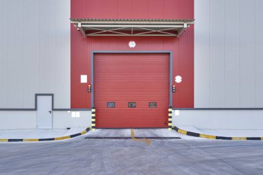 Deklanşör kapı veya haddeleme kapı kırmızı renk, yeni fabrika şantiye 
