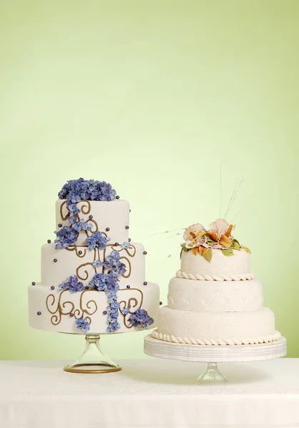 Arka Planda Güzel Düğün Pastaları — Stok fotoğraf