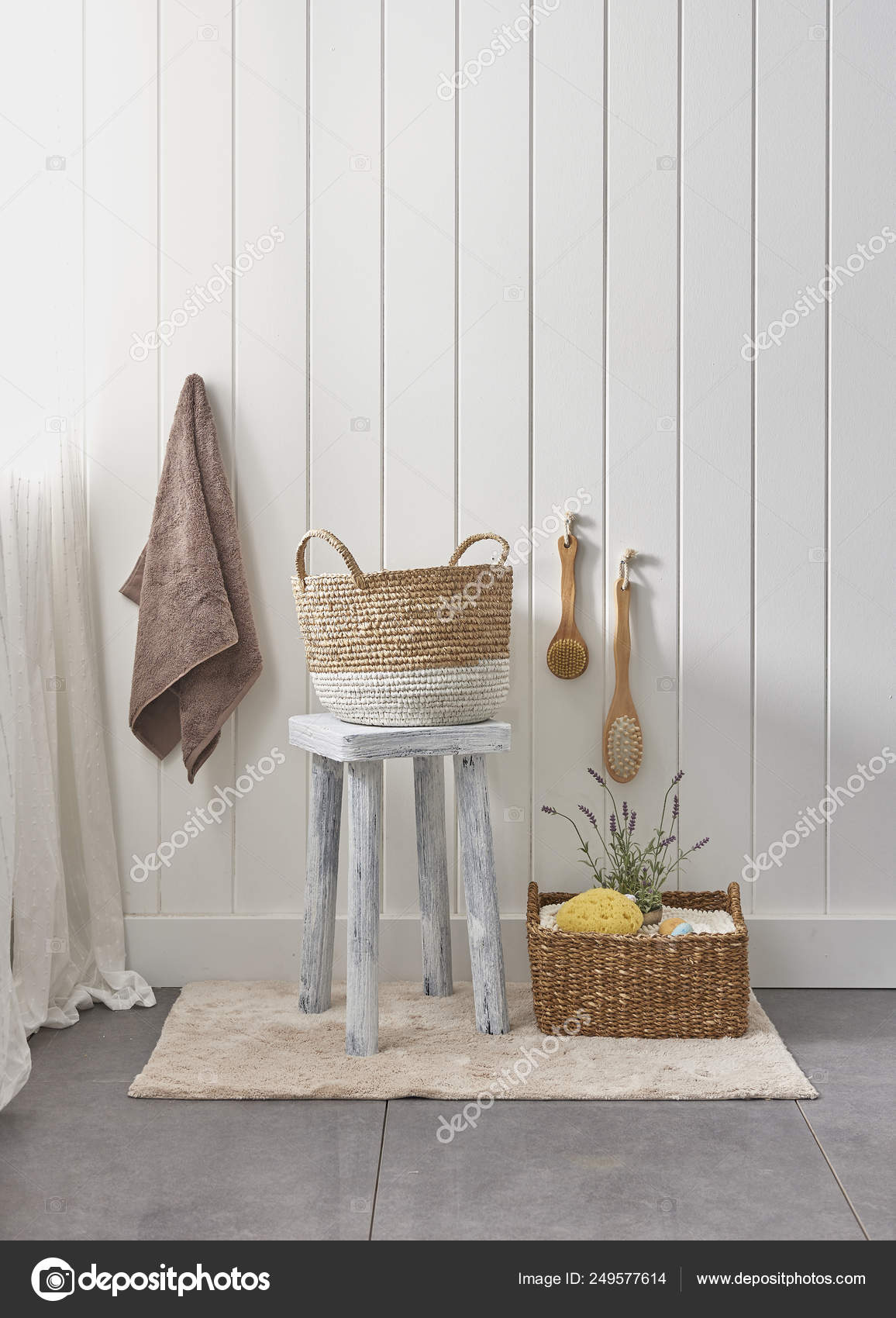 Decoracion Pared Natural Contemporanea Bano Foto De Stock