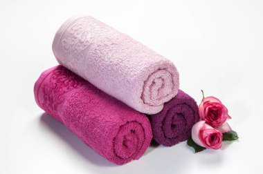 ev hediyesi, rulo havlu izole 
