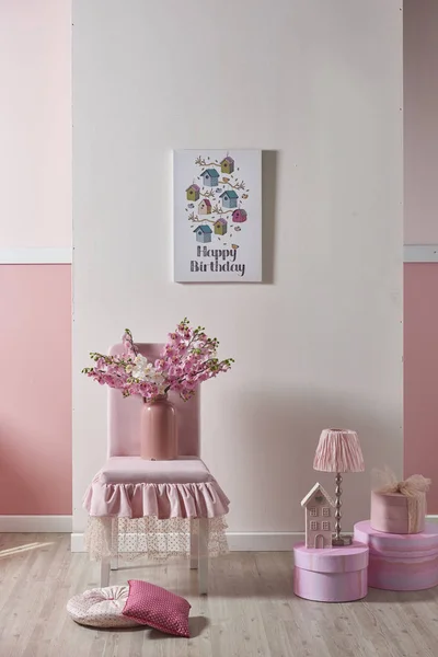 Рожевий Біла Стіна Декоративний Дизайн Інтер Єру Квітами Дому Дитячої — стокове фото