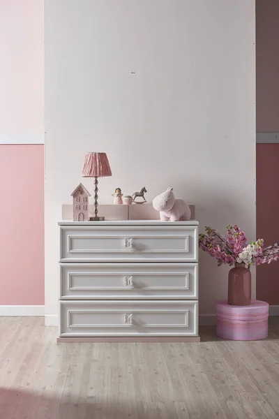 Pared Blanca Rosada Moderna Diseño Interior Decorativo Para Hogar Habitación —  Fotos de Stock