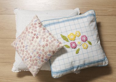 Ev dekorasyonu köknar ve süs natürmort