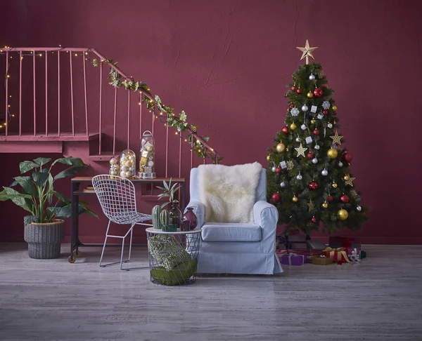 Árvore Natal Bonita Quarto Casa Conceito Com Acessórios Ano Novo — Fotografia de Stock