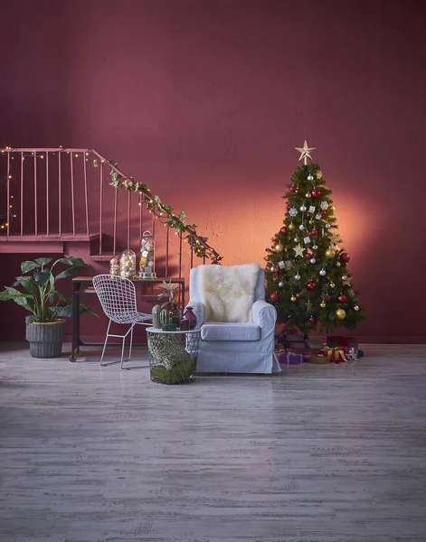 Krásný Vánoční Stromek Pokoji Koncept Domov Novým Rokem Příslušenství — Stock fotografie