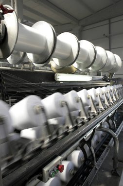 İplik fabrikası tarzı, beyaz..                               