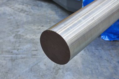 Metal çelik profil ve boru. Sanayi üretimi