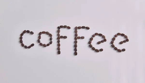 Escritura Café Con Granos Café Sobre Fondo Blanco Aislado — Foto de Stock