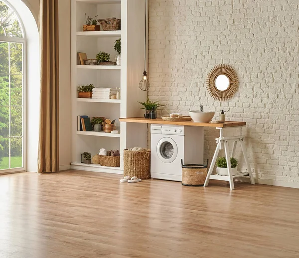 Dekoratif banyo odası ve çamaşır makinesi..