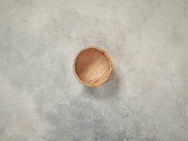 Boş tabak ve mermer arka plan gri biçimi, yukarı konsept.