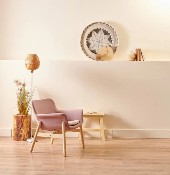 Dřevěná Noha Židle Domácí Koncept Stůl Lampa Dekor — Stock fotografie