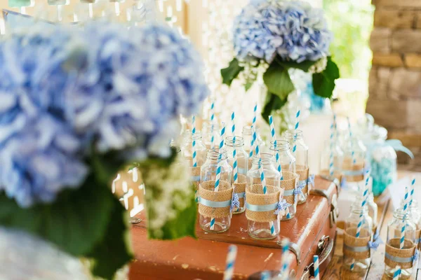 Party Decoration Flowers Bottles — Stock Photo, Image